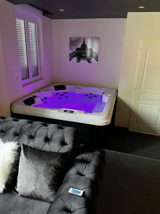 Magnifique Duplex Avec Jaccuzi, Sauna Et Cinema Room Privatif Fontenoy  Экстерьер фото